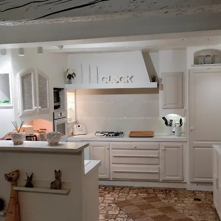 Maison 4 Personnes Entre Cevennes Et Mediterranee Avec Garage Pour 2 Motos Et Parking Prive