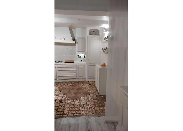 Maison 4 Personnes Entre Cevennes Et Mediterranee Avec Garage Pour 2 Motos Et Parking Prive Vakantiehuis